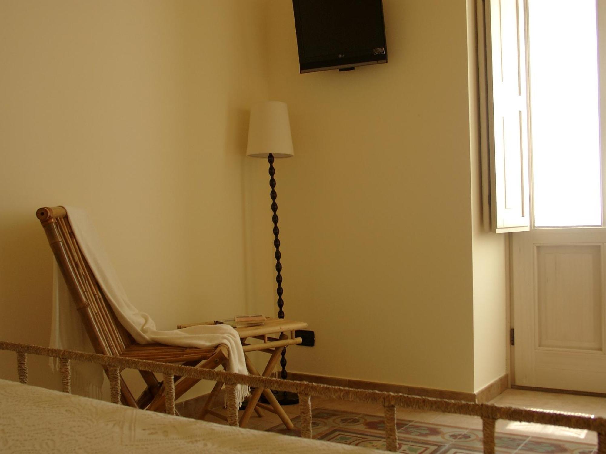 Bed and Breakfast Chicchi Di Melograno Modica Exterior foto