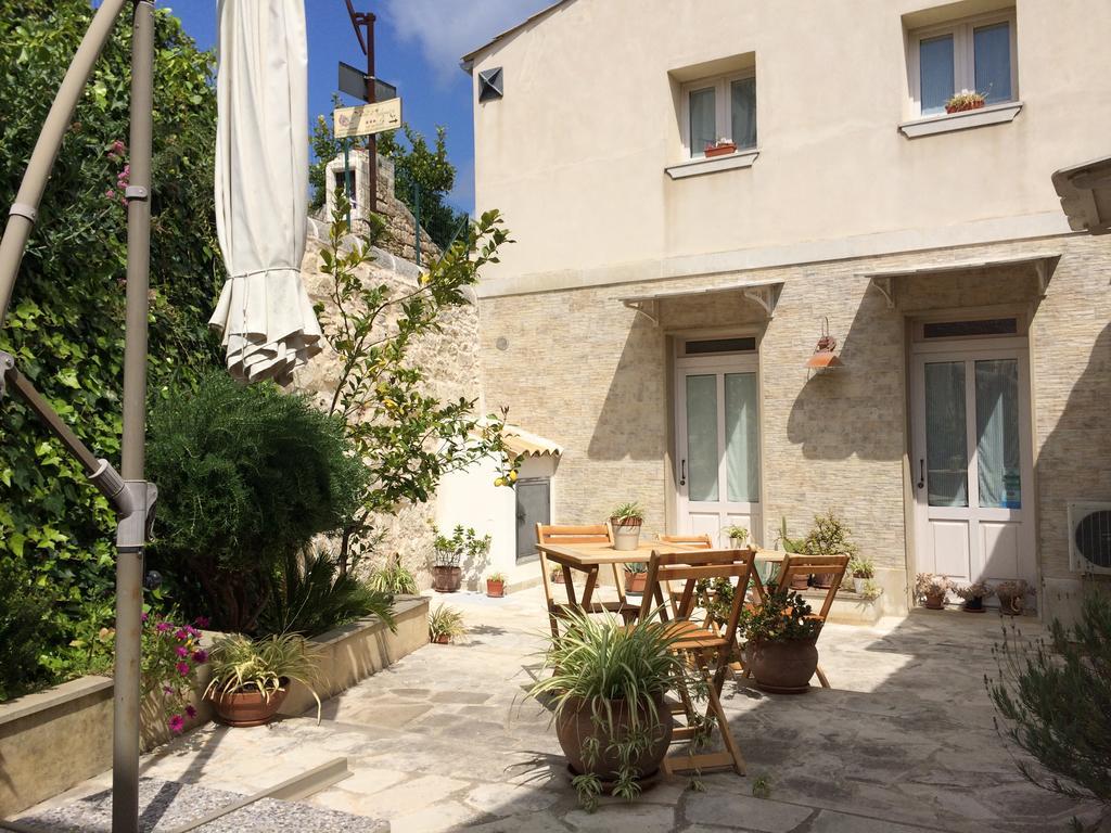 Bed and Breakfast Chicchi Di Melograno Modica Exterior foto